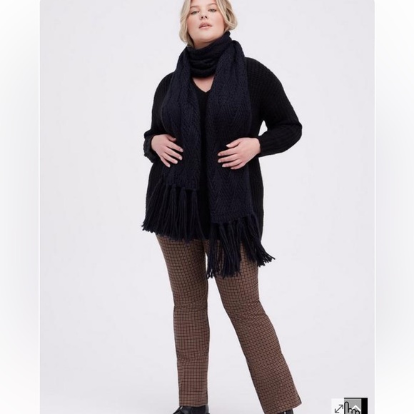 Torrid Pullover Slouchy V-Neck Tunic Sweater size 2 - Picture 3 of 4